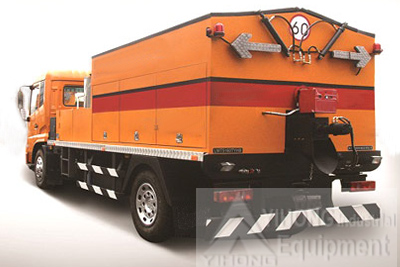 Comprehensive Road Maintenance Truck